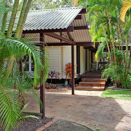 6 Orania Court Rainbow Shores Rainbow Beach Exterior photo