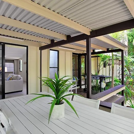 6 Orania Court Rainbow Shores Rainbow Beach Exterior photo
