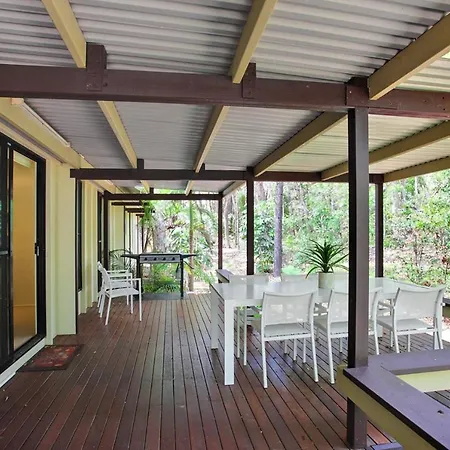 6 Orania Court Rainbow Shores Rainbow Beach Exterior photo