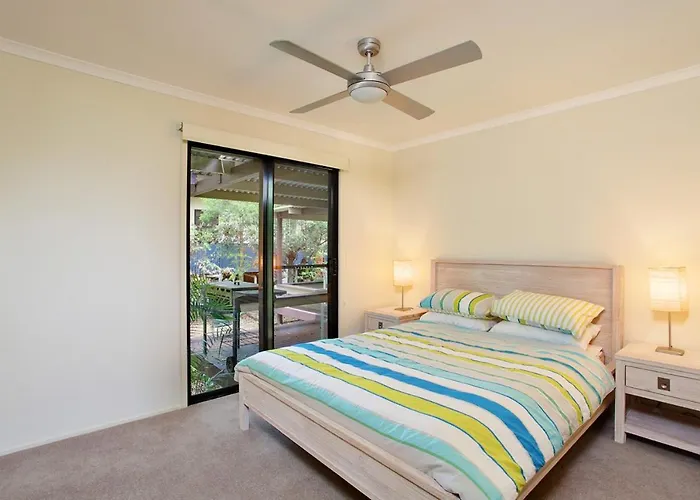 6 Orania Court Rainbow Shores
