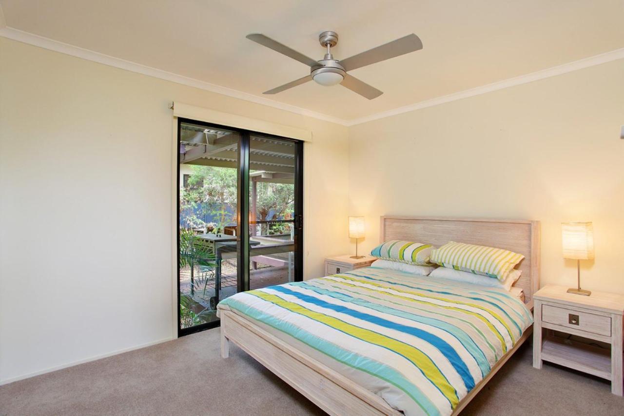 Holiday home 6 Orania Court Rainbow Shores