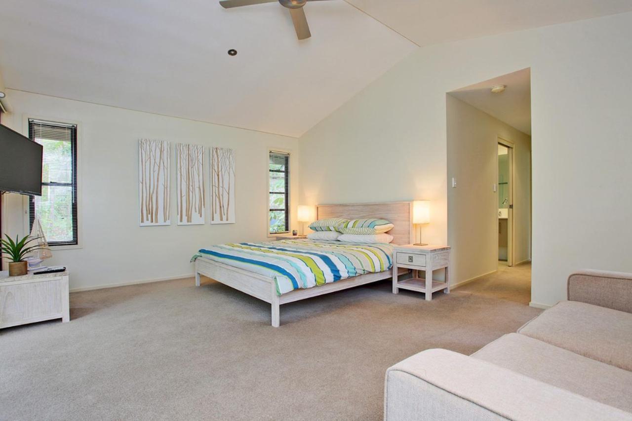 6 Orania Court Rainbow Shores Holiday home *