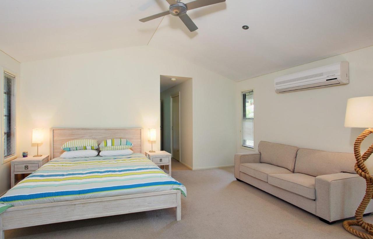 Holiday home 6 Orania Court Rainbow Shores